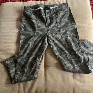 Camo pants